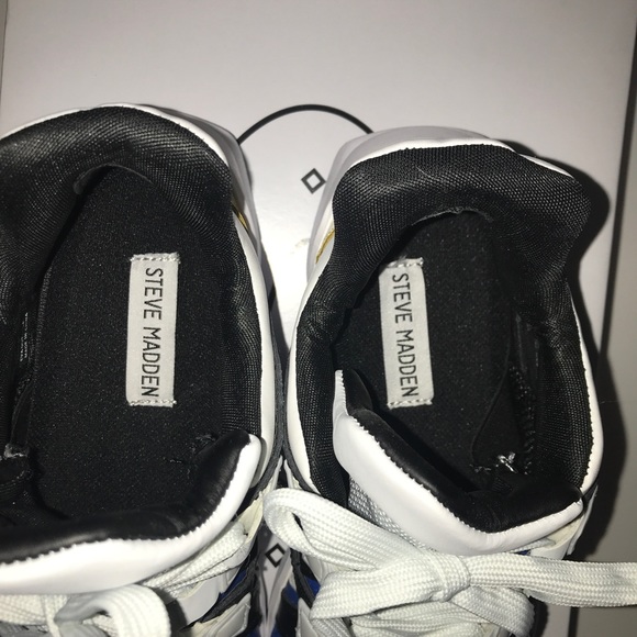 Steve Madden Giddy Blue Multi Sneakers - Picture 5 of 9